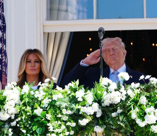 Trump “La scadenza di martedì è quella definitiva. Controproposta Teheran un passo in avanti, ma ancora insufficiente”