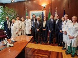 Il commissario Ue per la salute Várhelyi in visita al Policlinico Gemelli