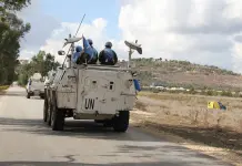 Massicci raid israeliani in Libano, colpito anche un mezzo italiano Unifil. Tajani e Crosetto “Nessun ferito, chiederemo spiegazioni”