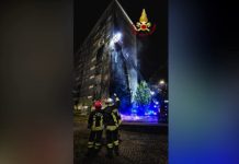 Incendio in un palazzo a Torino nel quartiere Mirafiori Sud, nessun ferito