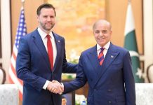 Vance vede Sharif, poi il via ai colloqui a Islamabad. Media Usa “Nessun accordo sulle linee rosse di Teheran”