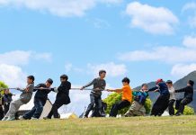 Cina: momenti di svago durante le vacanze per la Festa di Qingming (2)