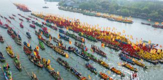 Cina: a Taizhou lo spettacolo del secolare Qintong Boat Festival (3)