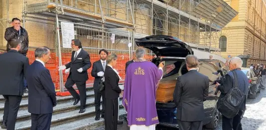 A Roma l’ultimo saluto a Roberto Arditti / Video