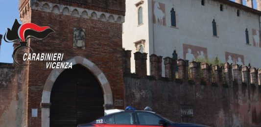 Rapine e molestie in centro nel Vicentino, arrestati tre giovani