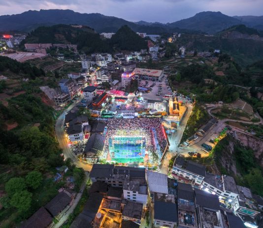 Cina: a Taipan la finale del torneo di basket tra villaggi (1)