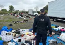 Roma, smantellato un mega mercato abusivo in via Portuense: 3 denunce