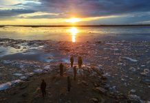 Cina: banchi di ghiaccio alla deriva sui fiumi Heilongjiang e Songhua (1)