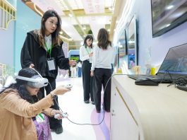 Cina: Chengdu, al via 13esima China Internet Audio & Video Convention (3)