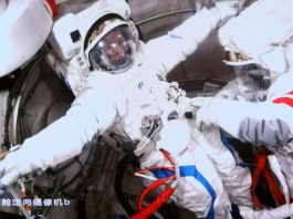 Cina: astronauti Shenzhou-21 completano terza serie di attività extraveicolari