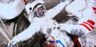Cina: astronauti Shenzhou-21 completano terza serie di attività extraveicolari