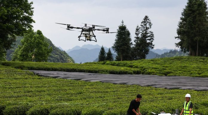 Cina, a Duyun corsi di formazione sull’uso dei droni agricoli (2)