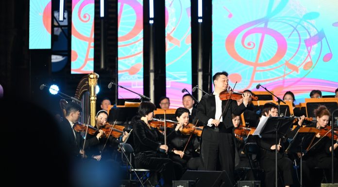 Cina: al via a Tianjin la Bridgeside Music Series sul fiume Haihe (2)