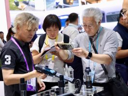 Cina: record di acquirenti stranieri nella prima fase della Fiera di Canton