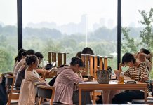 Cina: indagine, tasso di lettura in aumento grazie alla crescita del formato digitale