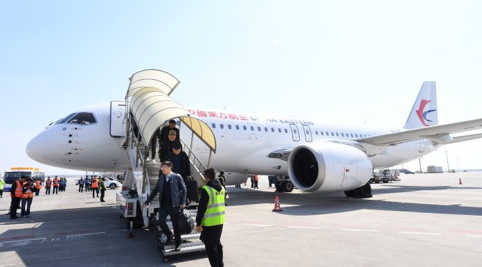 Cina: aviazione civile, viaggi di passeggeri in aumento del 12,1% a marzo