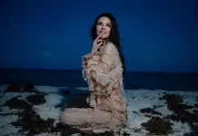 Laura Pausini torna con il nuovo singolo “Immensamente”