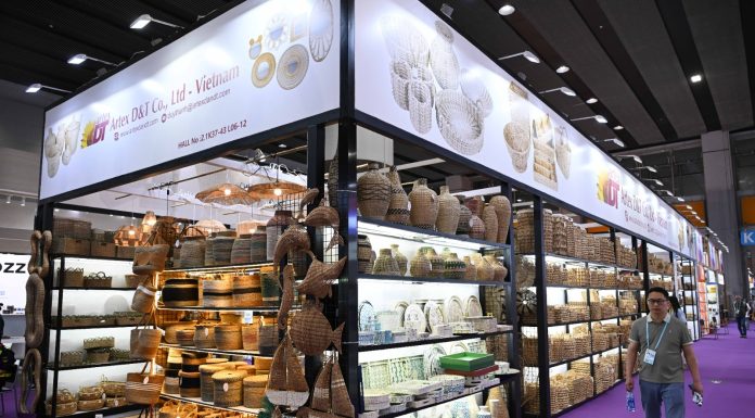 Cina: al via seconda fase di 139esima Fiera di Canton (2)