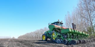 Cina: Heilongjiang usa macchinari agricoli avanzati per semina primaverile (2)