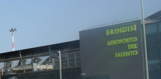 Aeroporto di Brindisi, al via i lavori di ampliamento per il parcheggio delle auto