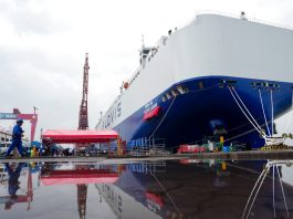 Cina: Guangzhou, consegnata la più grande nave al mondo per trasporto auto (2)