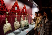 Cina: Fuzhou ospita mostra sulla tomba del marchese di Haihun (1)