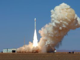 Cina: razzo Lijian-1 Y12 invia 8 satelliti nelle orbite previste (1)