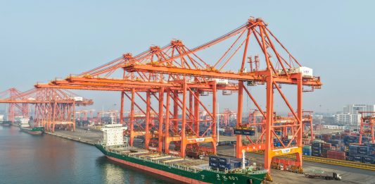 Cina: aumenta il volume di merci nel porto di Tangshan (1)