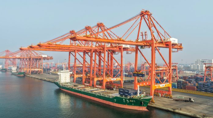 Cina: aumenta il volume di merci nel porto di Tangshan (1)