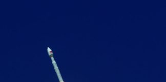 Cina: razzo Lijian-1 Y12 invia 8 satelliti nelle orbite previste (2)