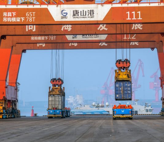 Cina: aumenta il volume di merci nel porto di Tangshan (2)