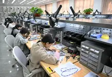 Cina: Qingdao Preschool Education College introduce corso di gioielleria (3)