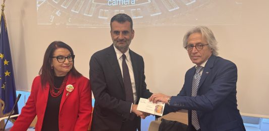 Puglia, presentato il report sui neofascismi. Decaro “Imparare dalla storia”