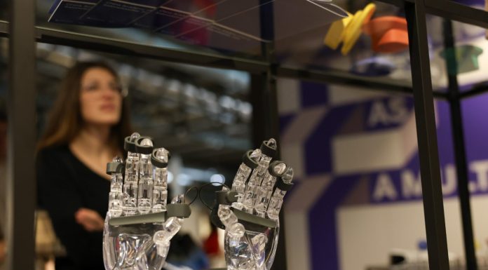 Prodotti cinesi riscuotono successo alla Milano Design Week (3)