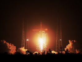 Cina: razzo Long March-8 invia nello spazio nuovi satelliti Internet