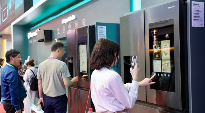 Cina: al via Fiera di Canton con record di imprese partecipanti (2)