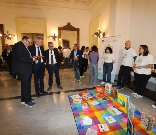 Napoli celebra la Giornata Mondiale del Libro e del Diritto d’Autore, Manfredi “La lettura forma cittadini consapevoli”