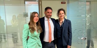 Regione, firmato il contratto di due nuovi dirigenti. L’assessore Montuoro “Sancito il ritorno ai concorsi pubblici dopo 16 anni”
