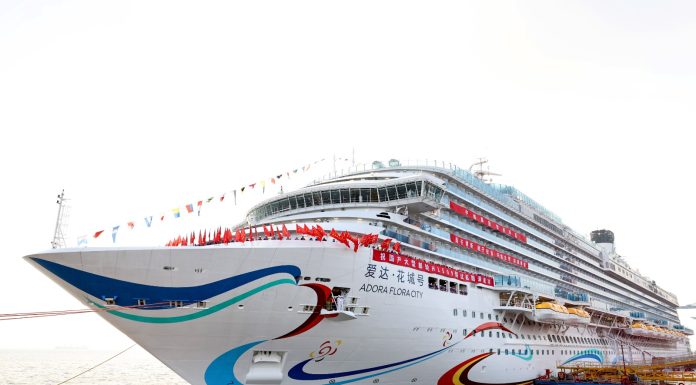 La seconda grande nave da crociera prodotta in Cina comincia la prima prova in mare