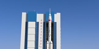 La Cina si prepara a lanciare la navicella spaziale con equipaggio Shenzhou-23 (1)