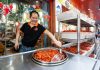 Cina: Hunan, grande banchetto di gamberi di fiume a Yiyang (2)