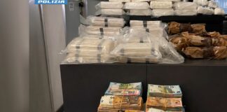 Maxi scambio tra tir e suv con sequestro di 30 Kg tra cocaina ed eroina, 2 arresti