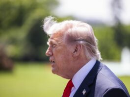 Trump “Iran spazzato via se attacca navi Usa”
