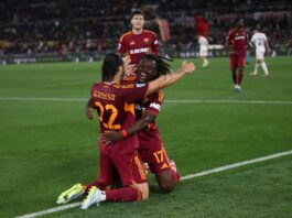 La Roma travolge 4-0 la Fiorentina e si rilancia nella corsa Champions