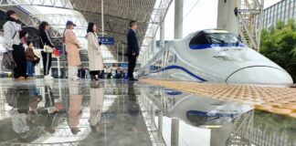 Cina, oltre 100 milioni di spostamenti in treno nelle vacanze del Primo Maggio
