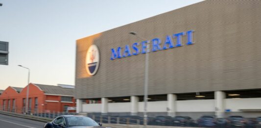 Prototipi di Maserati GranTurismo, GranCabrio e Grecale continuano test su strada