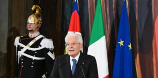 Mattarella “Giovani comunicano con strumenti nuovi, errore diffidarne”