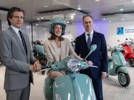 La Presidente del Parlamento Europeo Metsola in visita alla Piaggio