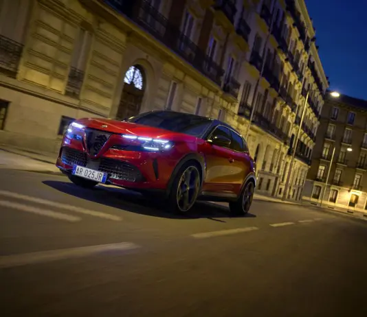 Alfa Romeo Junior si rinnova, torna Pedro Alonso nello spot tv