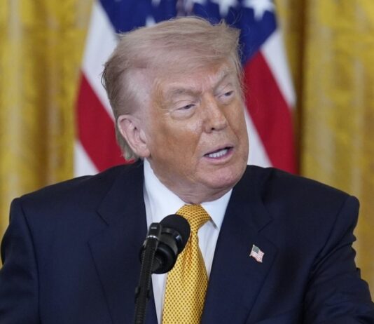 Trump annuncia tre giorni di cessate il fuoco in Ucraina, dal 9 all’11 maggio